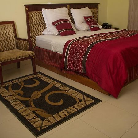 My Choice Hotel Tema Exterior foto